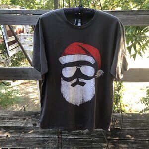 Santa Graphic Short Sleeve Christmas T-shirt , Size Large